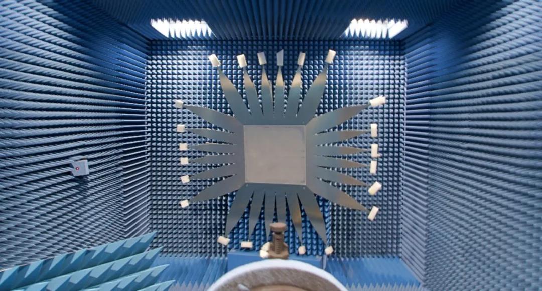 mmWave compact field antenna anechoic chamber