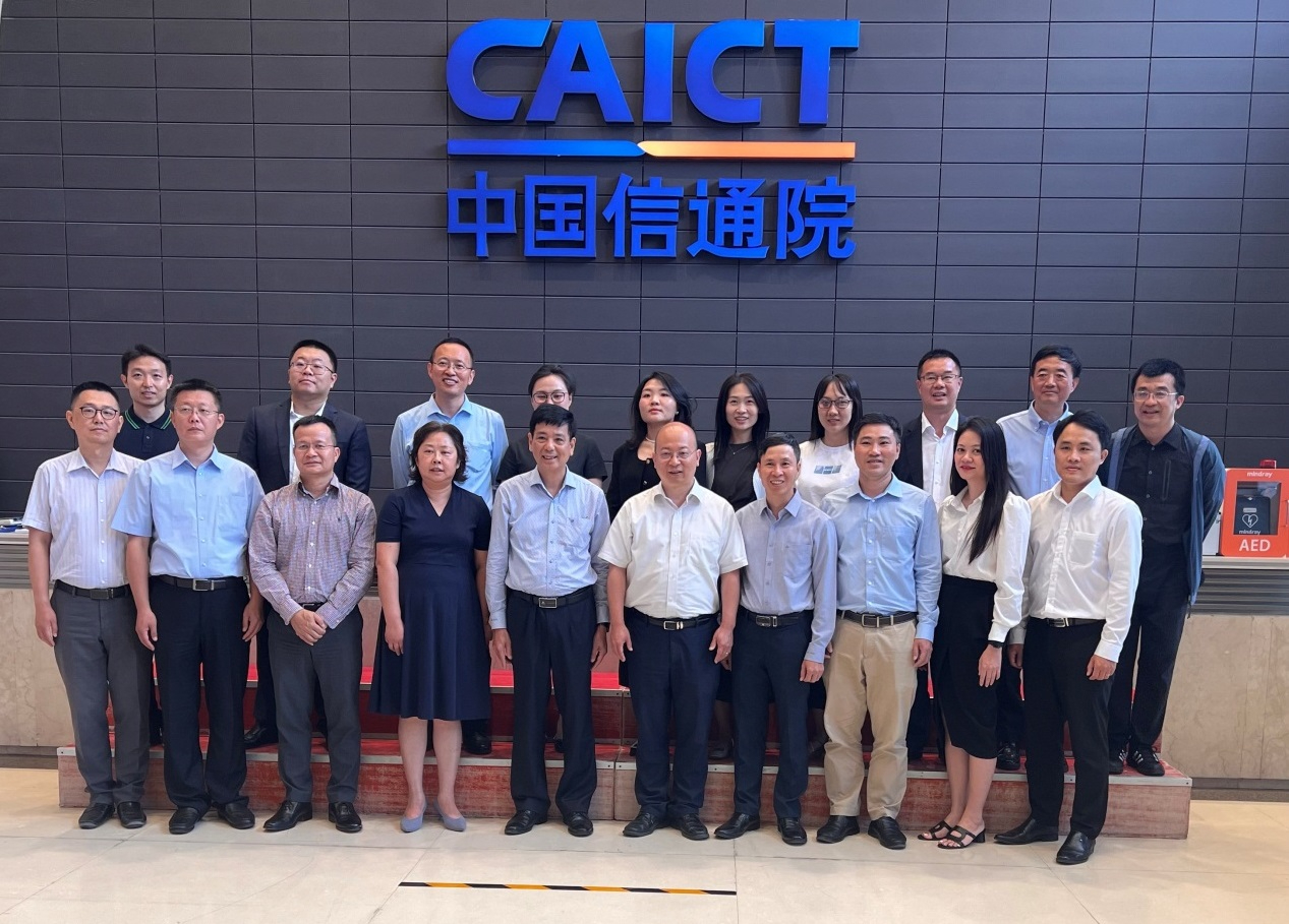 VNTA delegates visited CAICT